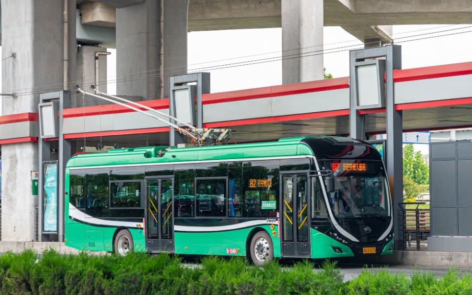 郑州公交b2路无轨电车在西三环站升杆_哔哩哔哩_bilibili