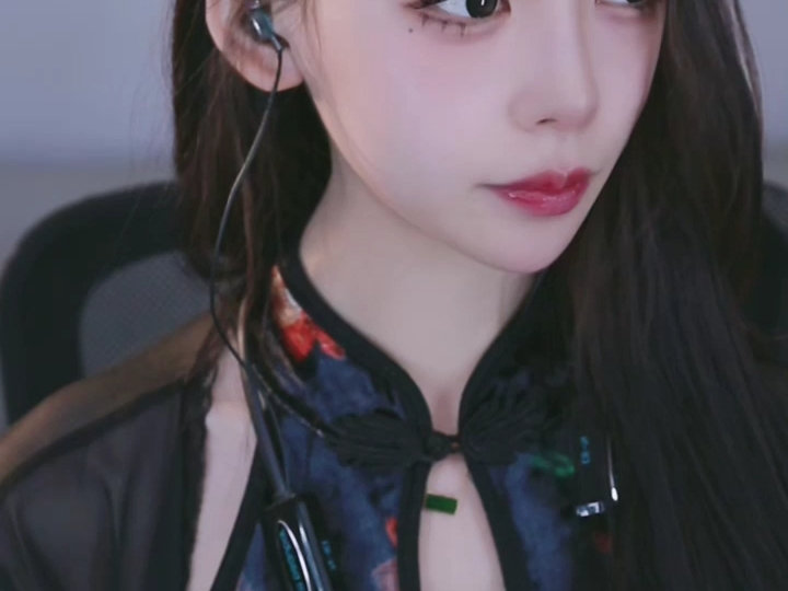 抖音梦娜卜莎20240512