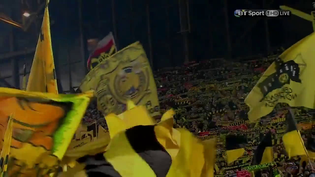 [图]Dortmund & Liverpool - You'll Never Walk Alone(2016Europ