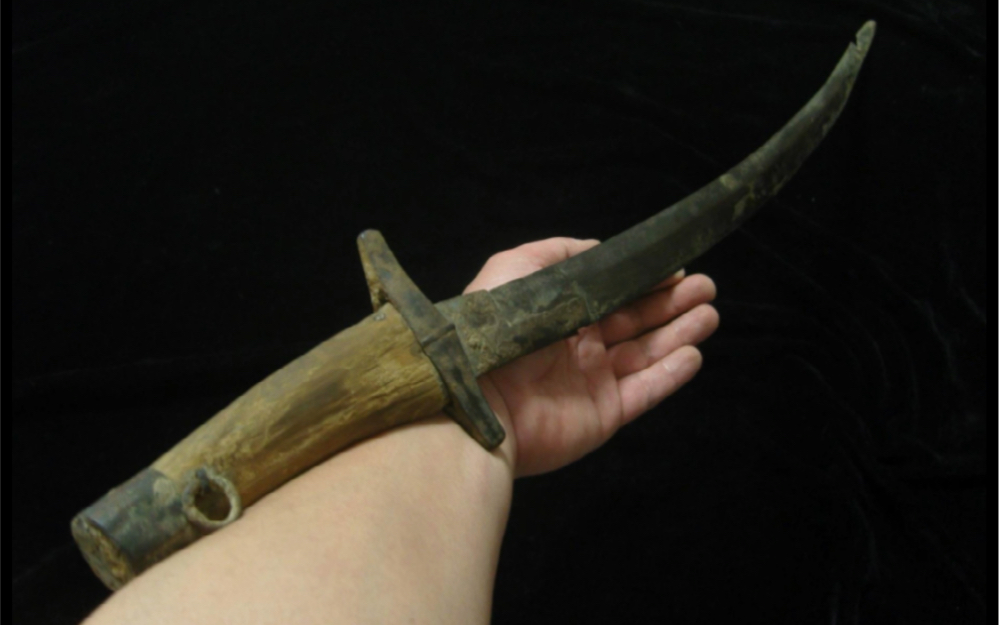 发现元代刀的最东之处-鹰岛