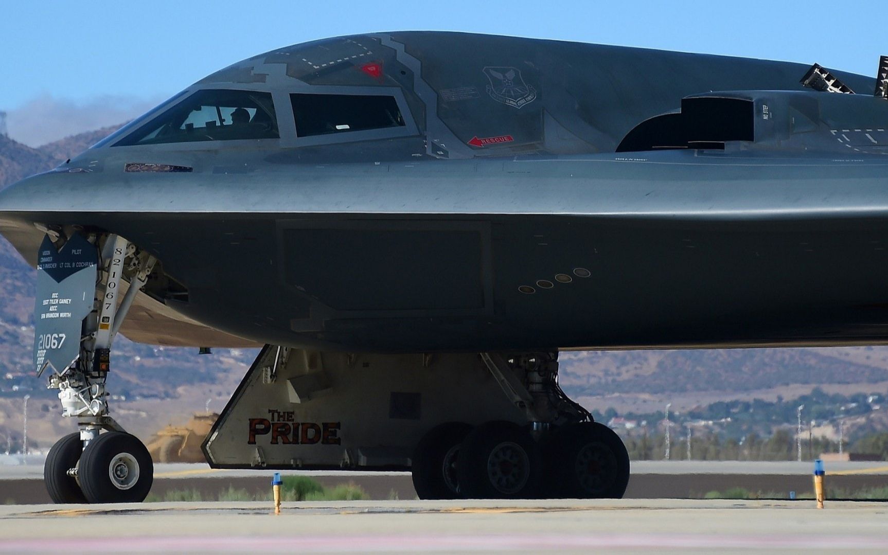 150架轰炸机难堪重任,再买160架b21够吗?美智库:空军无力承担