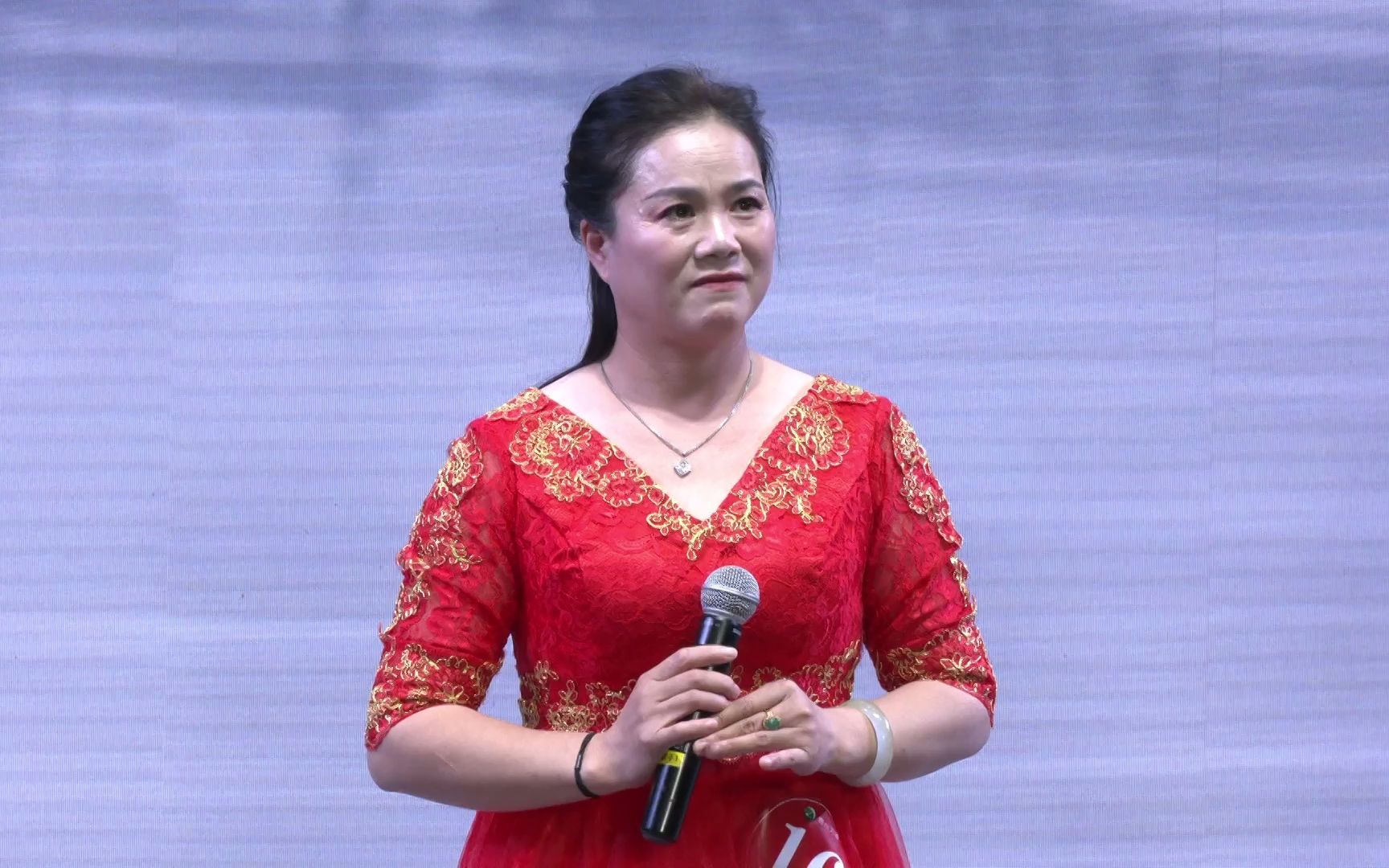 16号选手 胡海霞