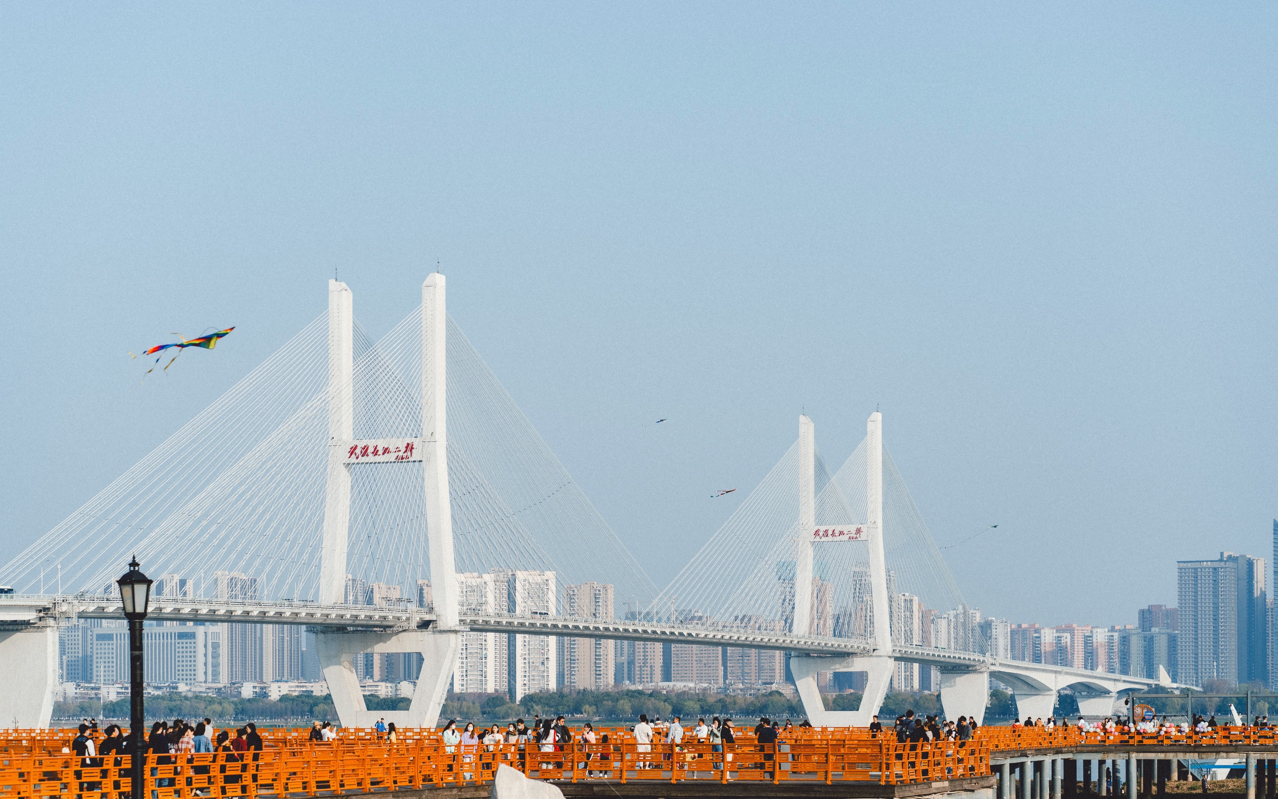 在武汉长江二桥上看到了日落92