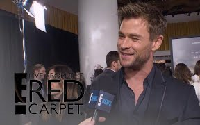 [图]Chris Hemsworth Talks Working With His Wife on '12 Strong'