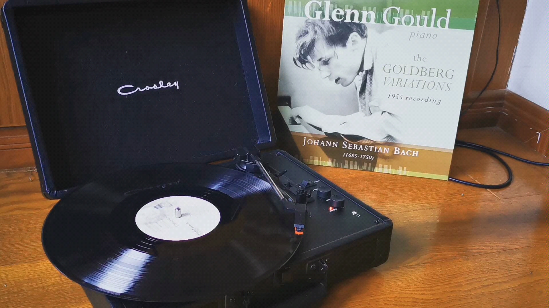 [图]Glenn Gould在1955年弹奏的哥德堡变奏曲开头与结尾再现部分的比较