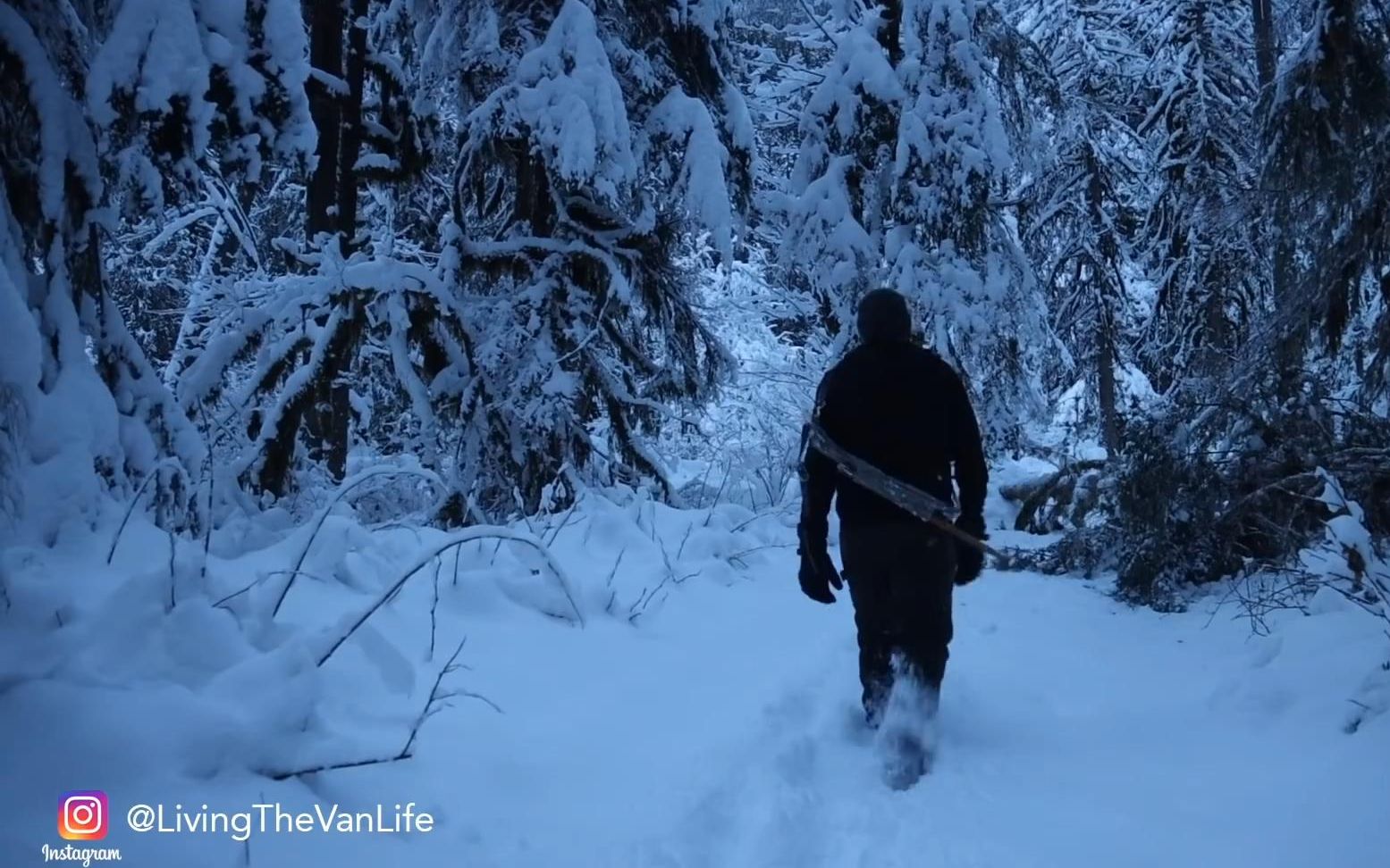 [图]Winter Survival - Alone In The Wilderness - Living The Van Life