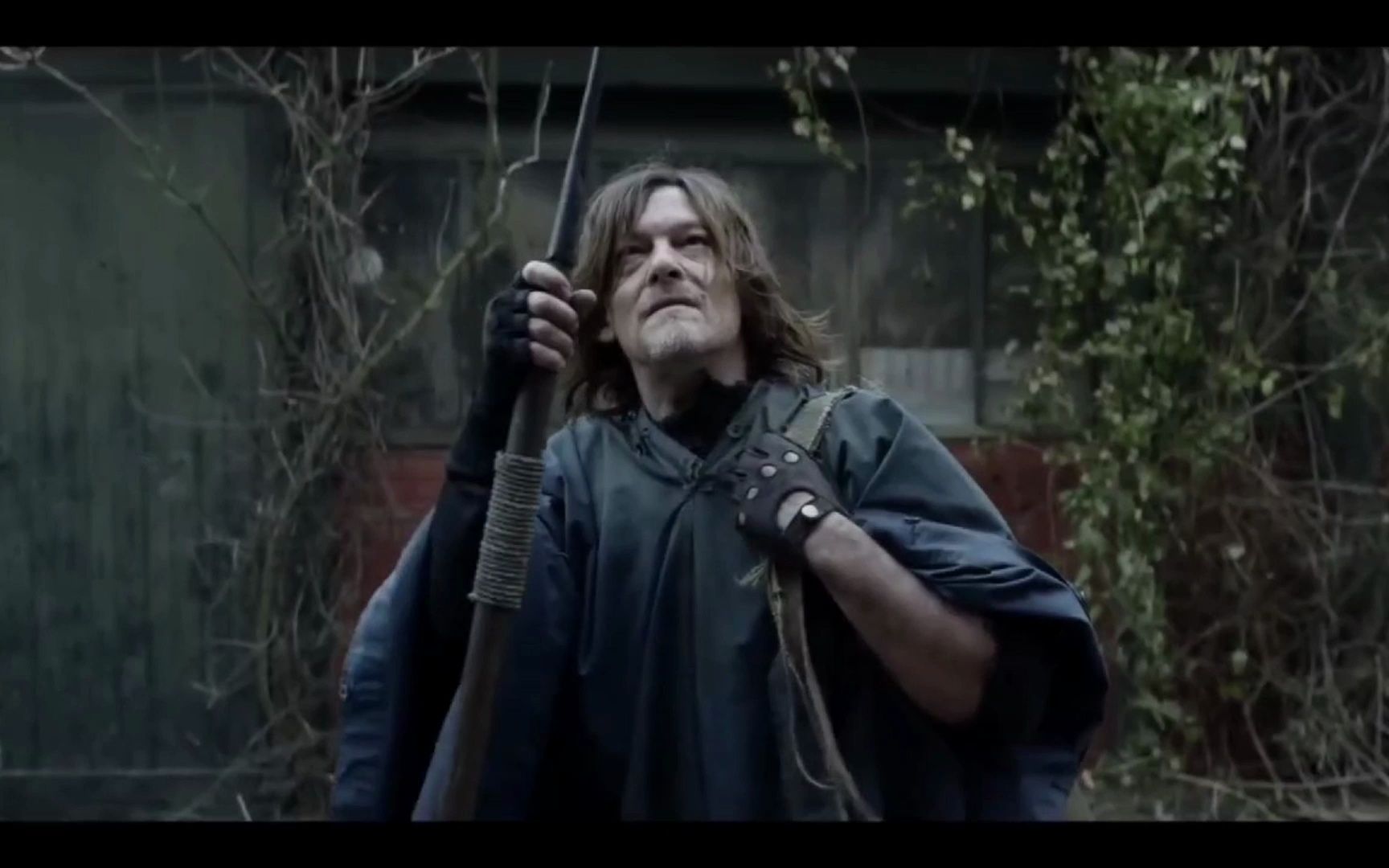 个人翻译!《行尸走肉》"弩哥"衍生剧《行尸走肉:达里尔•迪克森》预