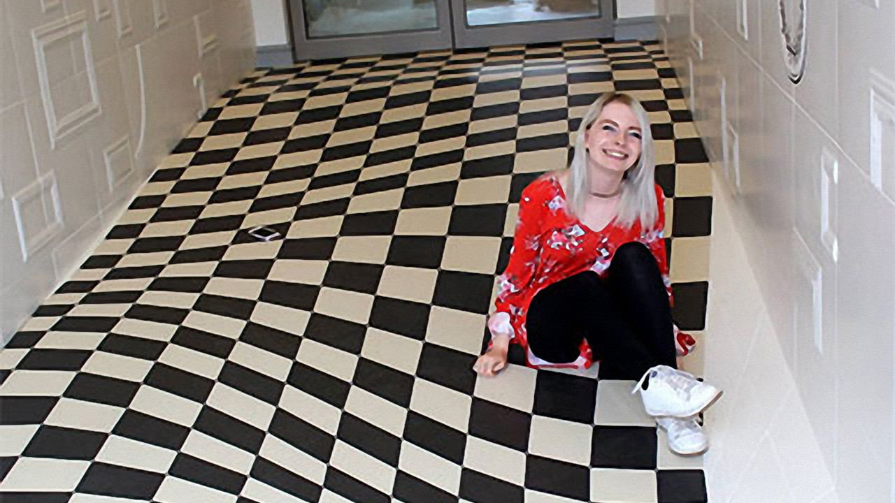 神奇3d地板让人产生错觉,强迫症表示受不了,分分钟要被逼疯!