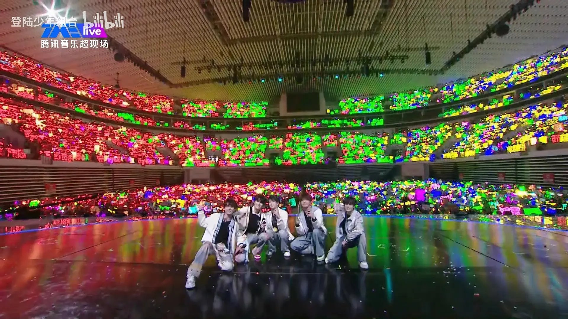 【登陆少年】2025 TOP登陆少年组合·无所畏计划·演唱会Day1全场回放_哔哩哔哩_bilibili
