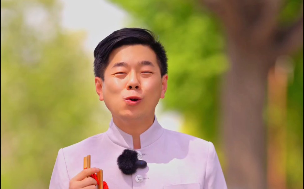 胡家瑞原创数来宝《奶茶店》