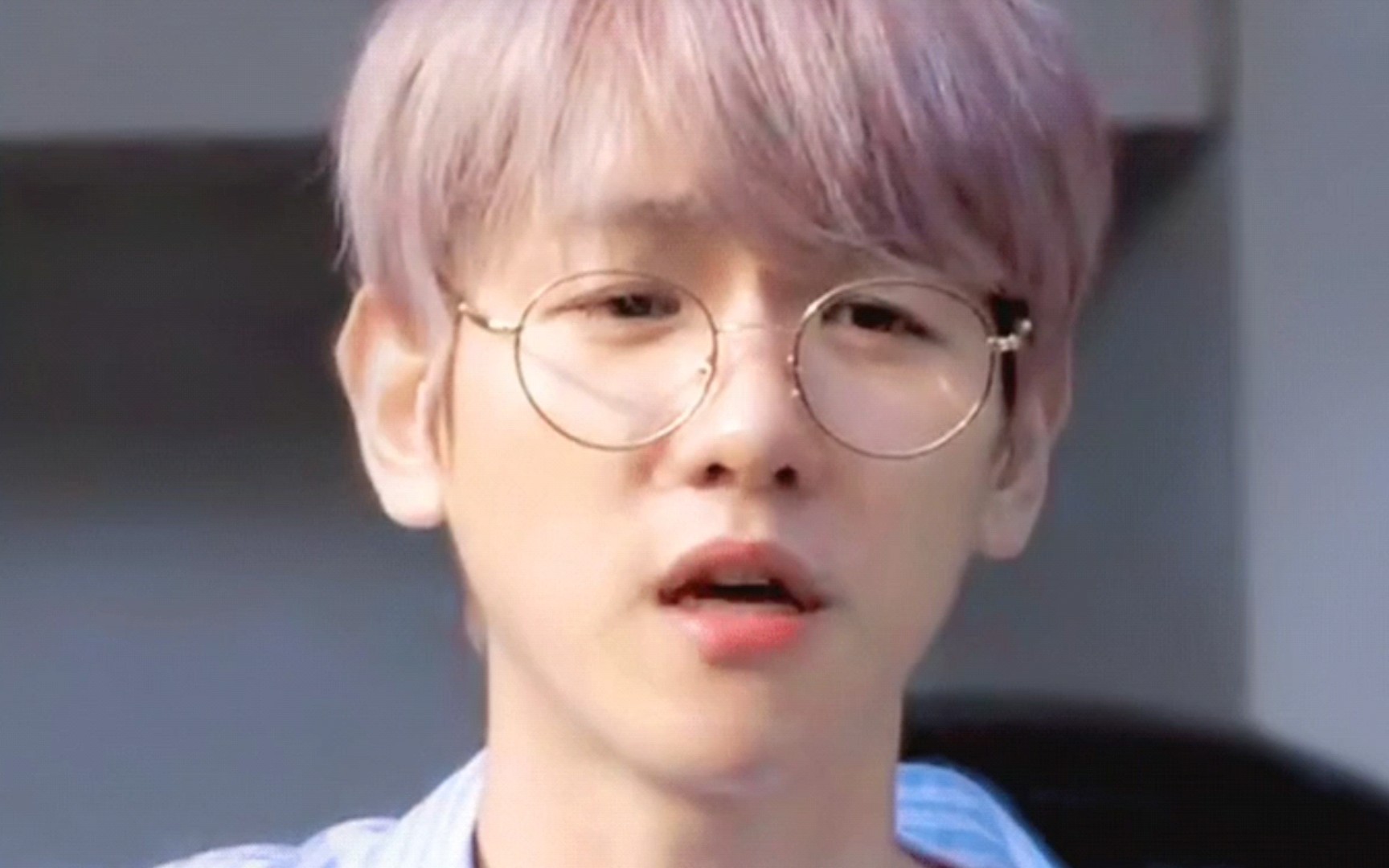 【边伯贤】小鸡恰恰舞,但是搞怪边伯贤