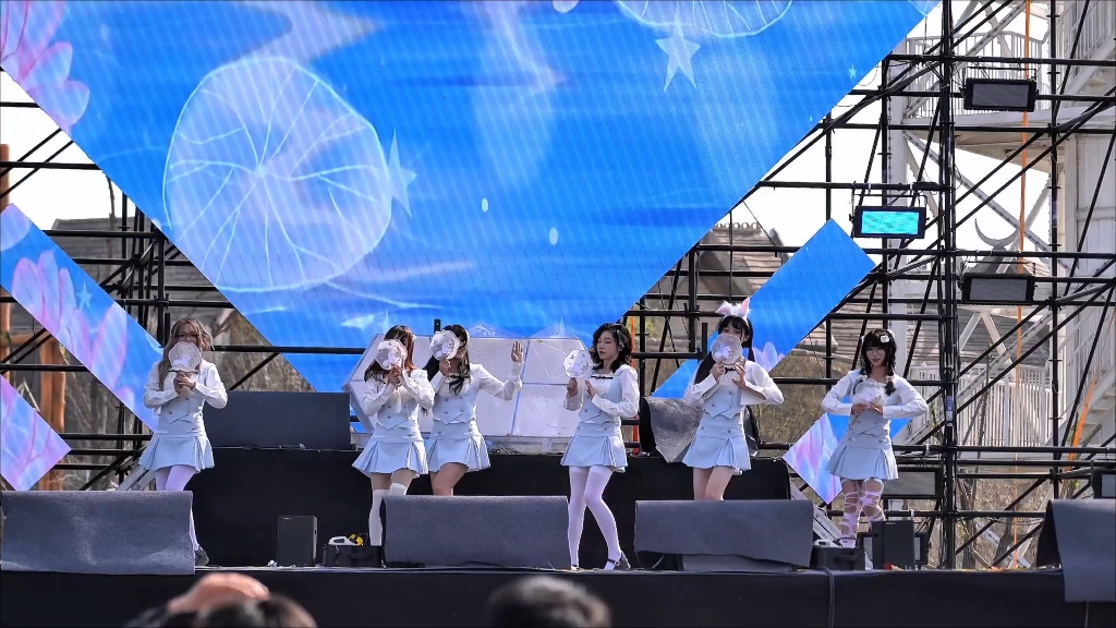 pinkkoi少女梦全体电音舞台演出《千里邀月》