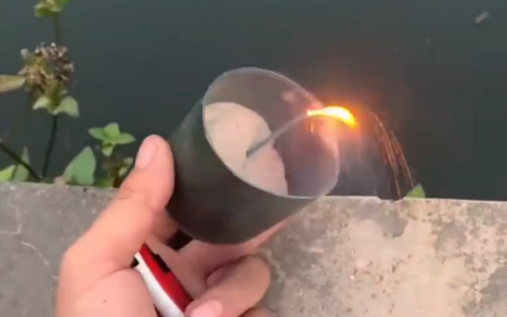 小时候玩过的鱼雷,挺怀念的