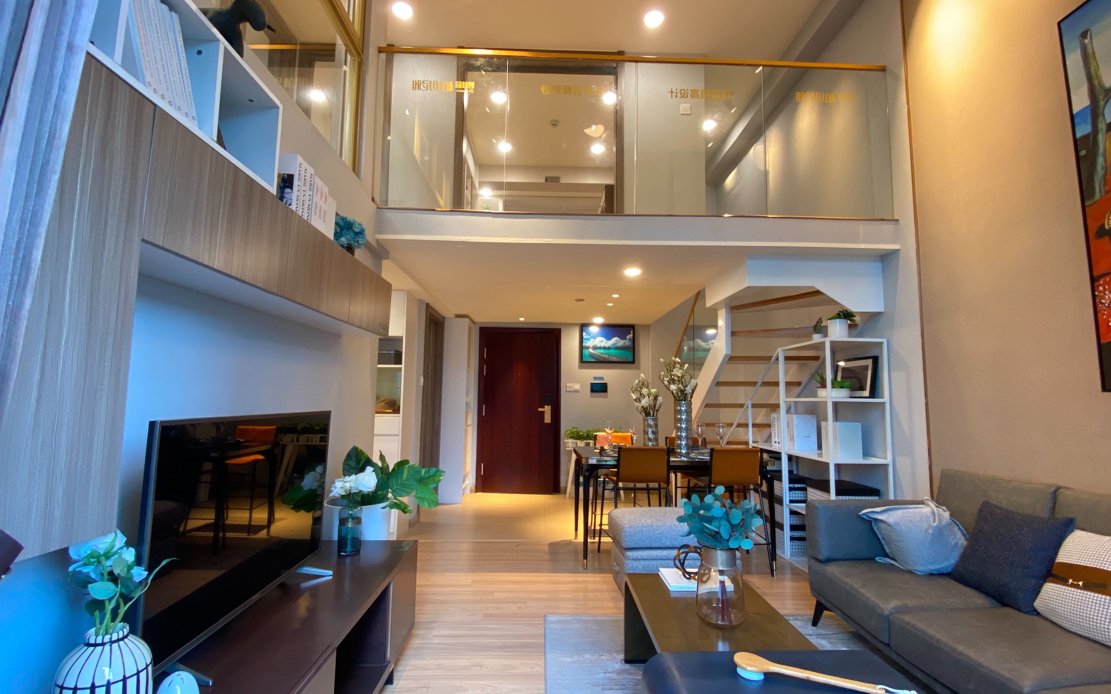 简直不敢相信碧桂园loft公寓65㎡竟然能做4房独立阳台总价72万