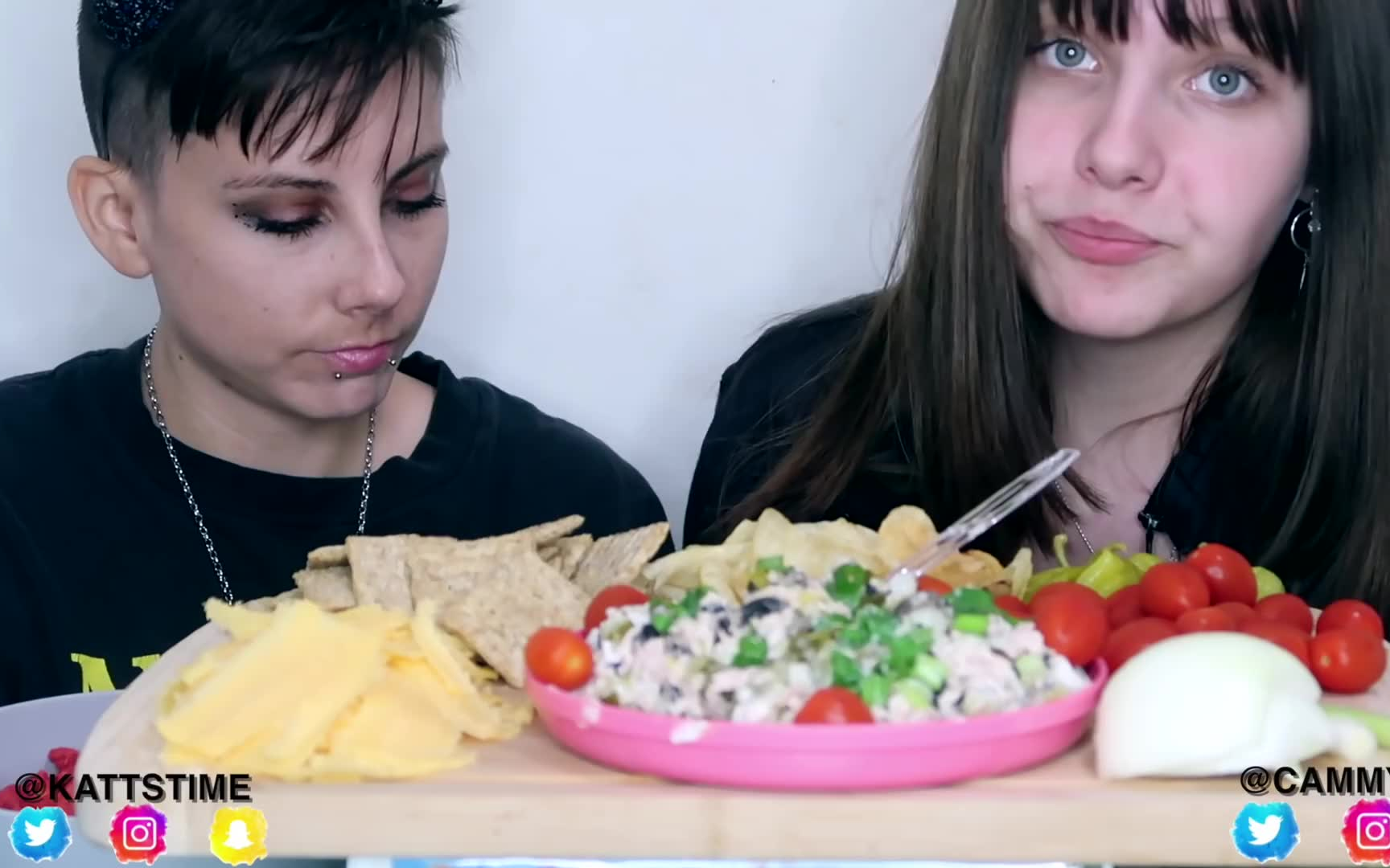 candoos吃播酷酷的妈美丽的大姐吃播更新啦