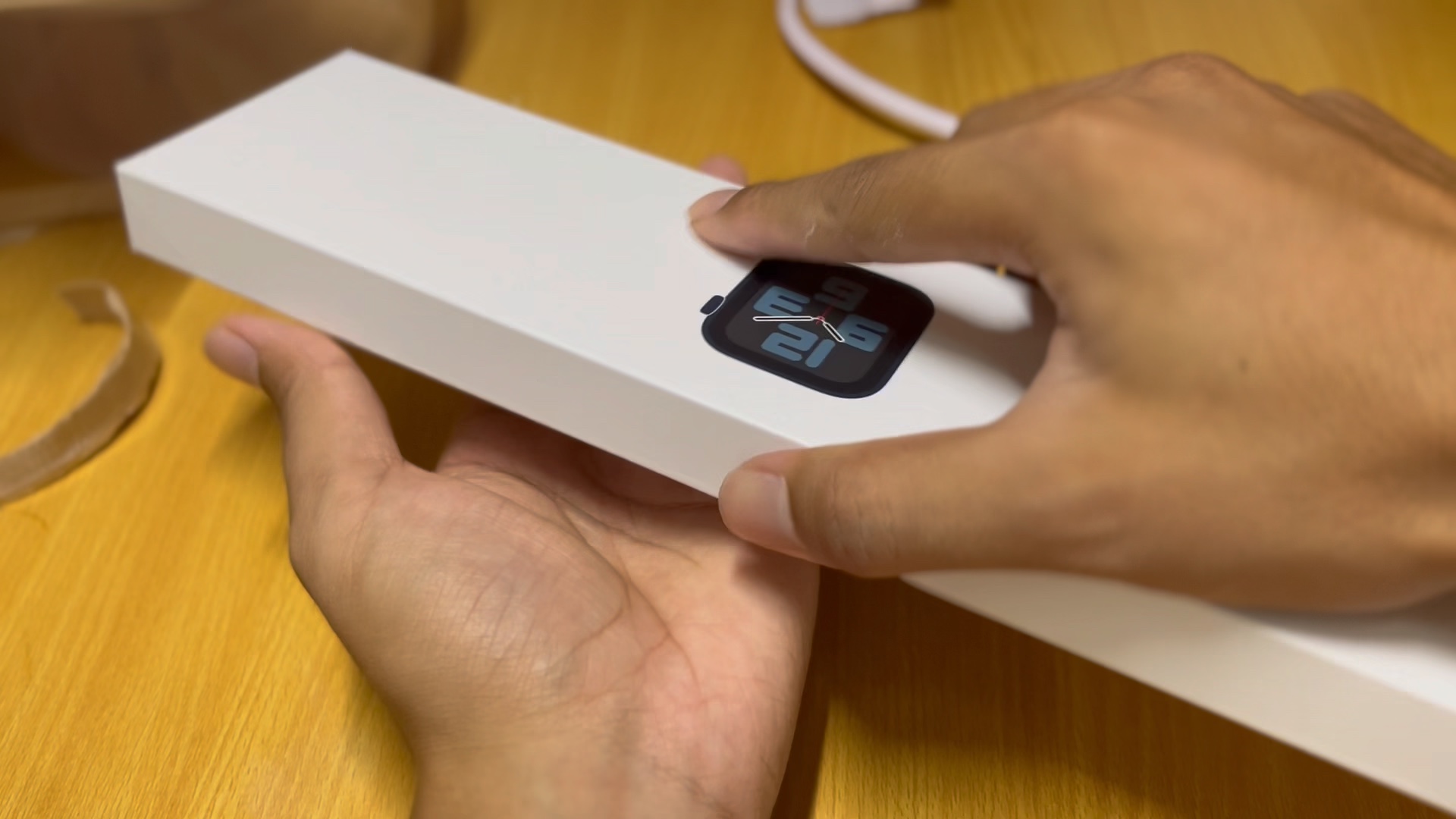 沉浸式开箱苹果手表se2_哔哩哔哩_bilibili