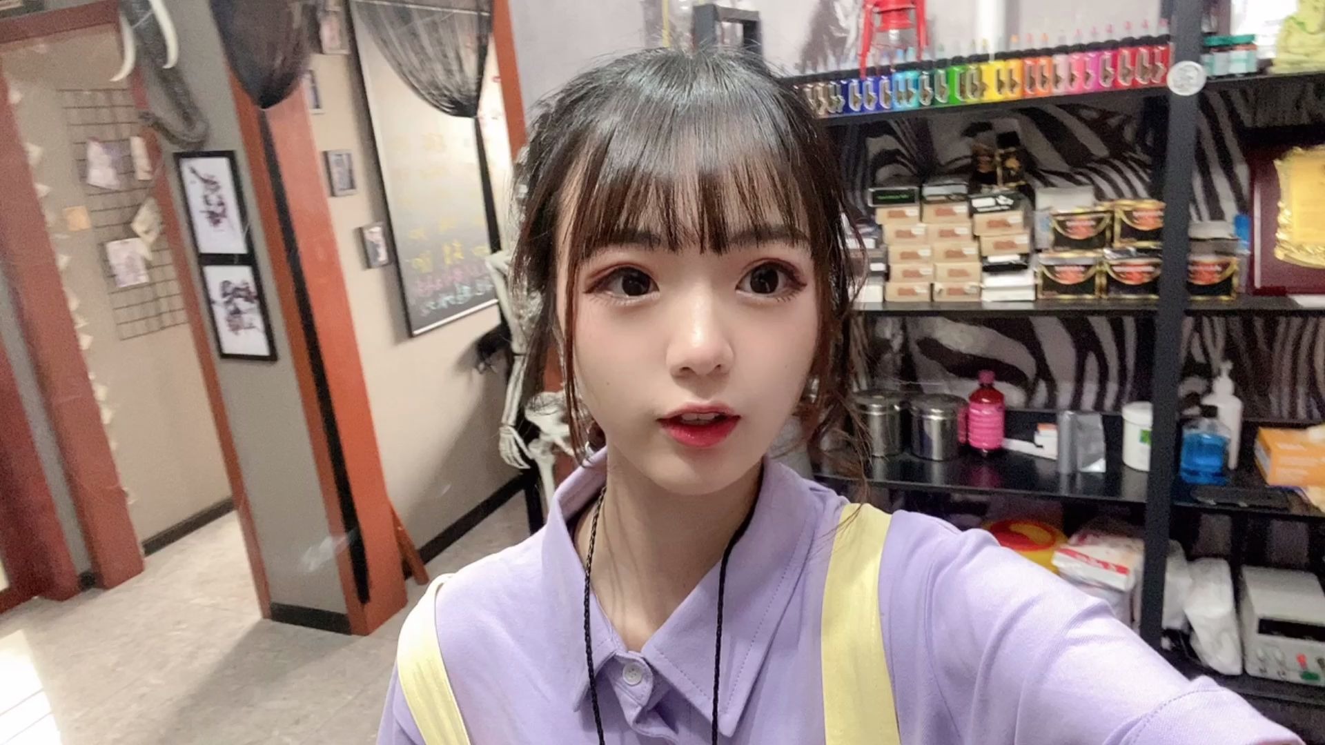 纹身师豆芽纹满背"大鲤鱼",客人恢复了一周,好多地方都爆皮了_哔哩