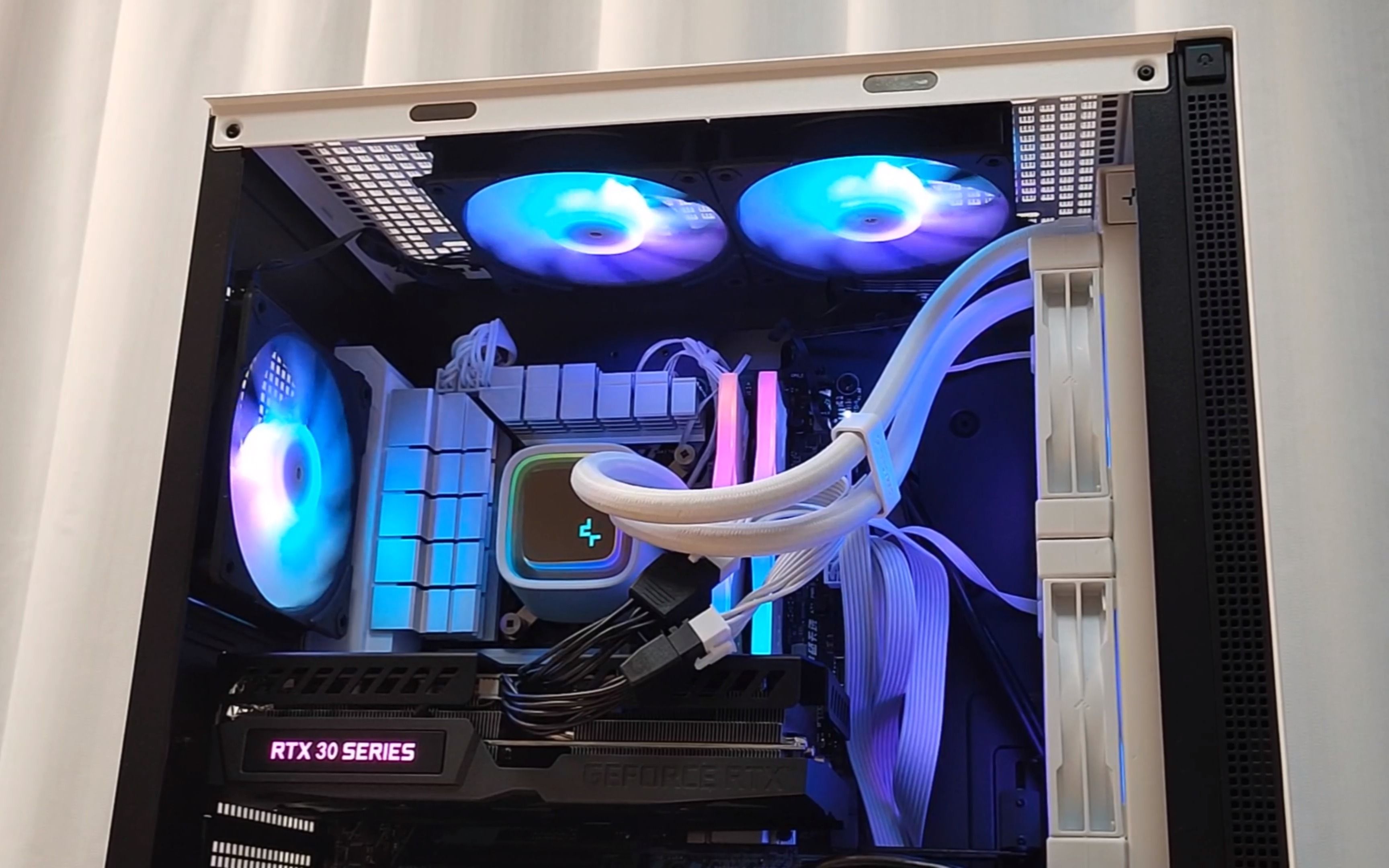 华硕天选b760主板装机的rgb光污染展示第二篇