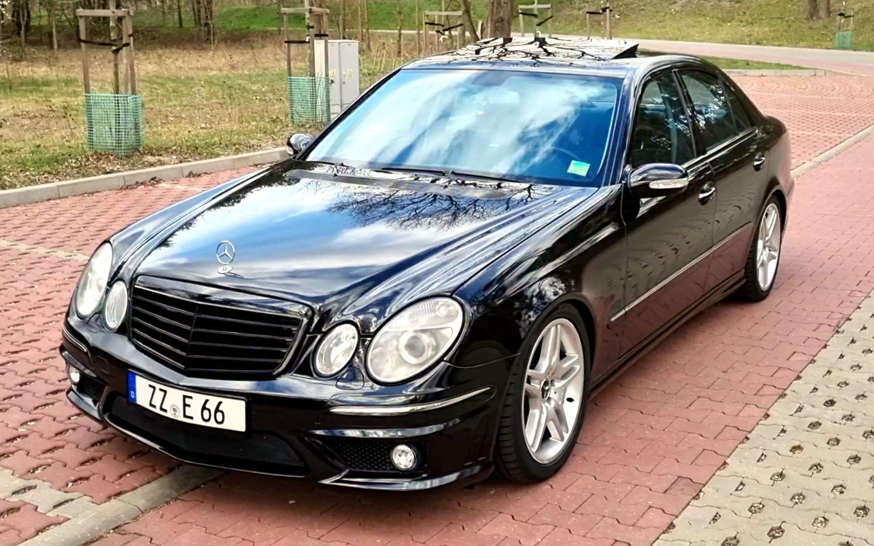 奔驰w211 e级 e55 amg