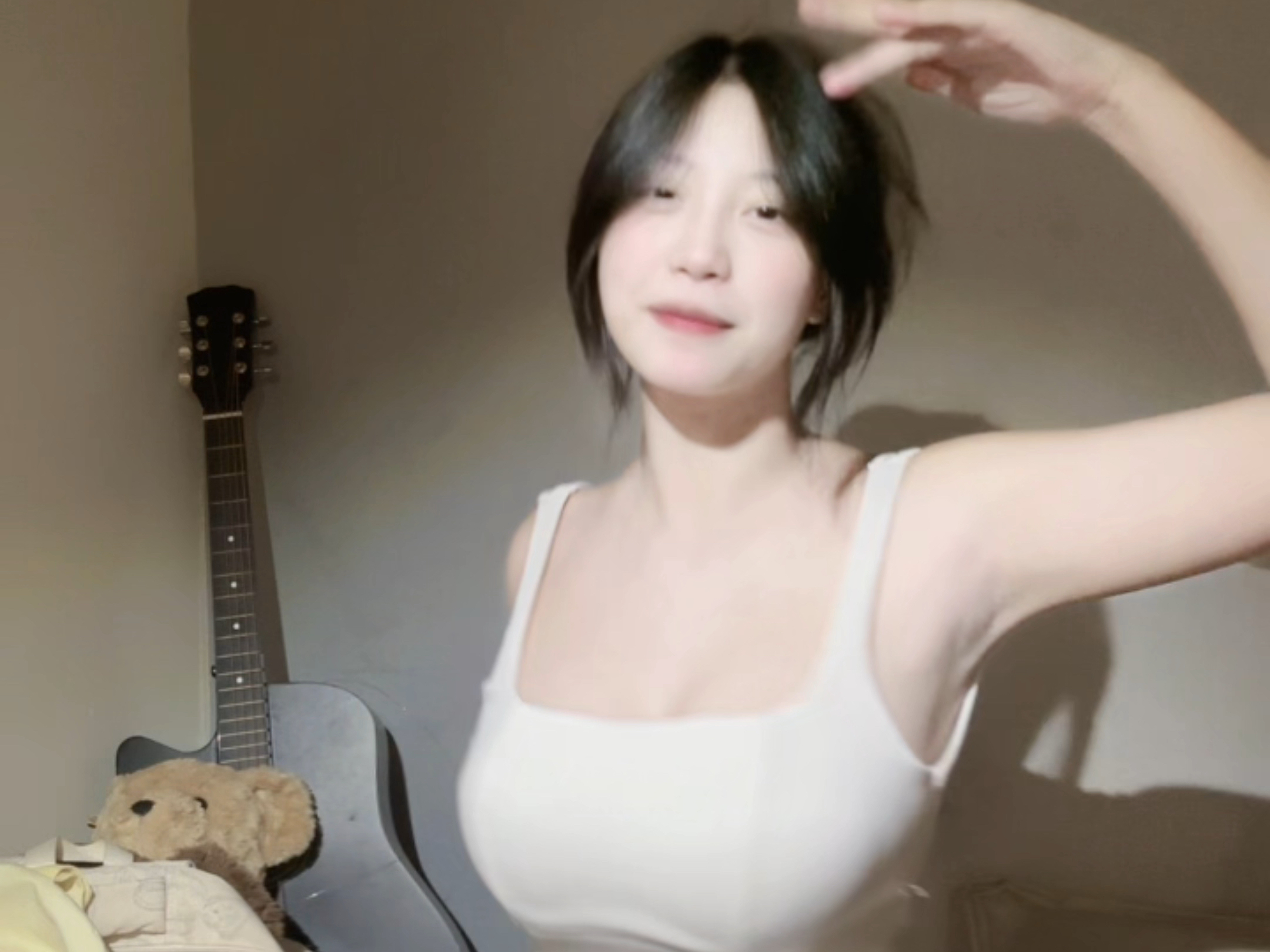 我和你曾经在主页简介里