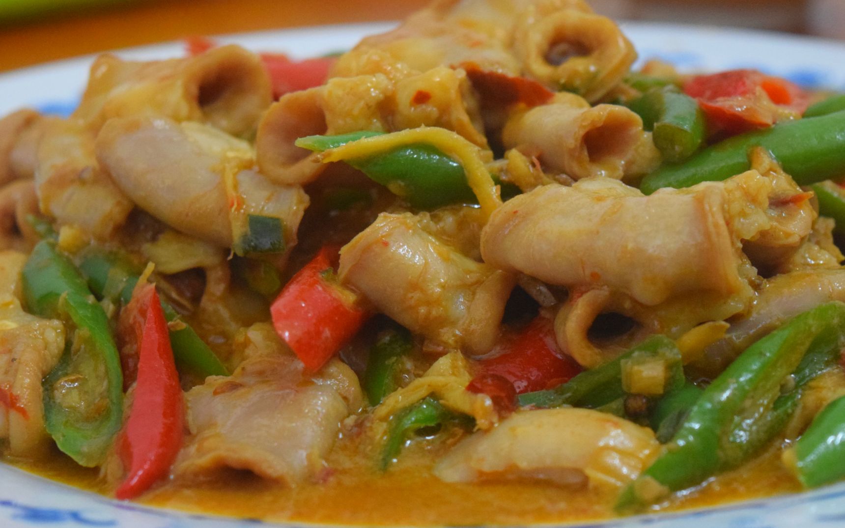 这道生炒粉肠在饭店吃要38元,自己做仅15元成本,量足还划算_哔哩哔哩