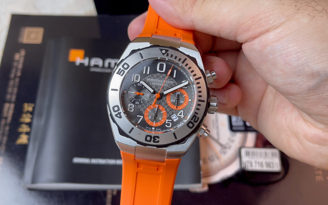 汉米尔顿卡其海军魔鬼鱼计时机械腕表