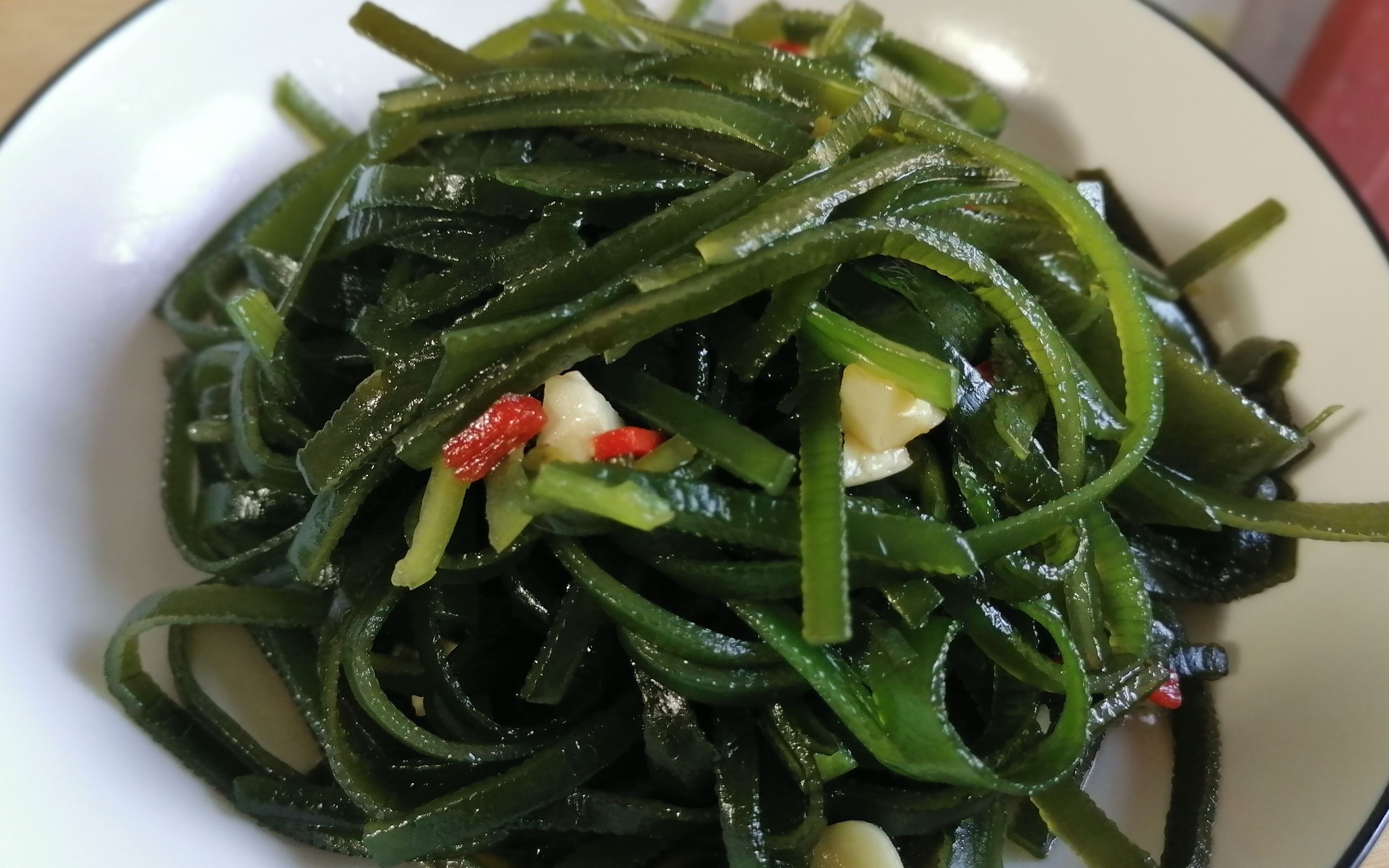 家常凉拌海带丝,多做一步,海带脆嫩无腥味,一学就会