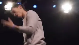 Tricking  breaking  空翻