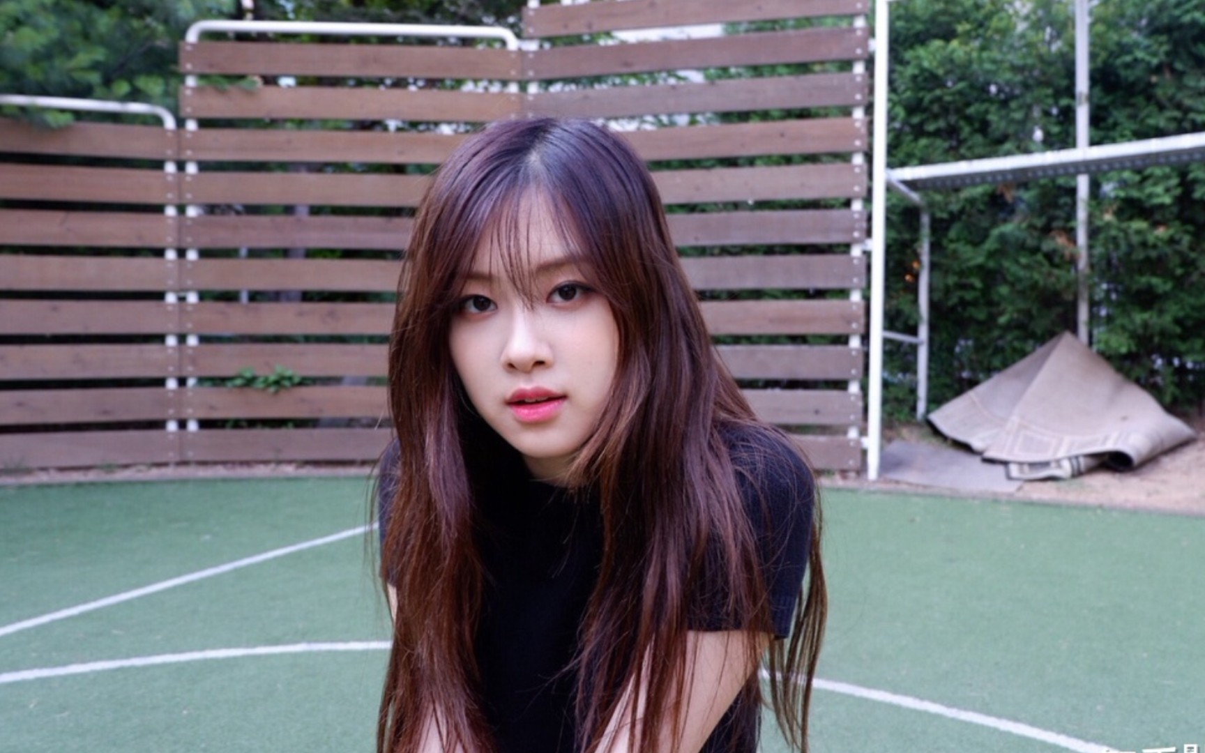 (朴彩英 rose)"bp主唱也就一般吧,南韩浅发蜜嗓"