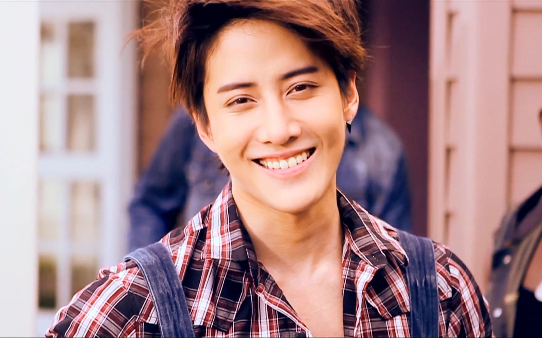 2014年1月9日发布mike angelo - oh baby i(teaser)