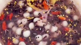 英文 桂花酒酿圆子mini Rice Balls With Sweet Rice Wine 自制糯米小圆子 蛋花水果甜羹糖水 春天的100种味道 哔哩哔哩 つロ干杯 Bilibili