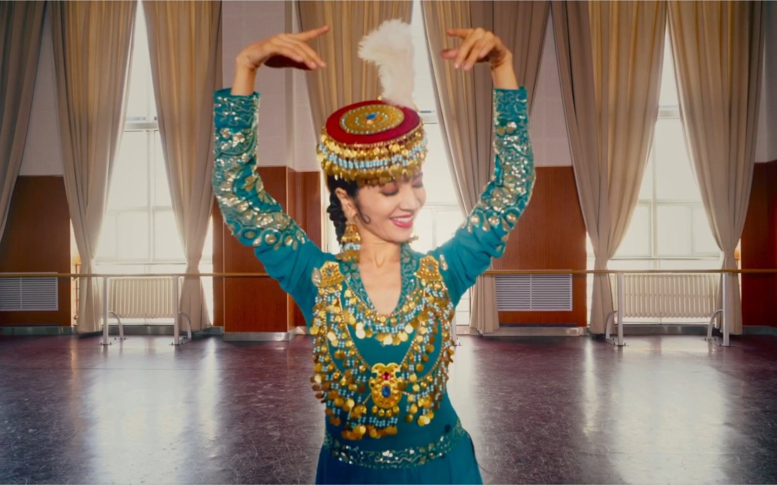 乌孜别克族女人身材图片