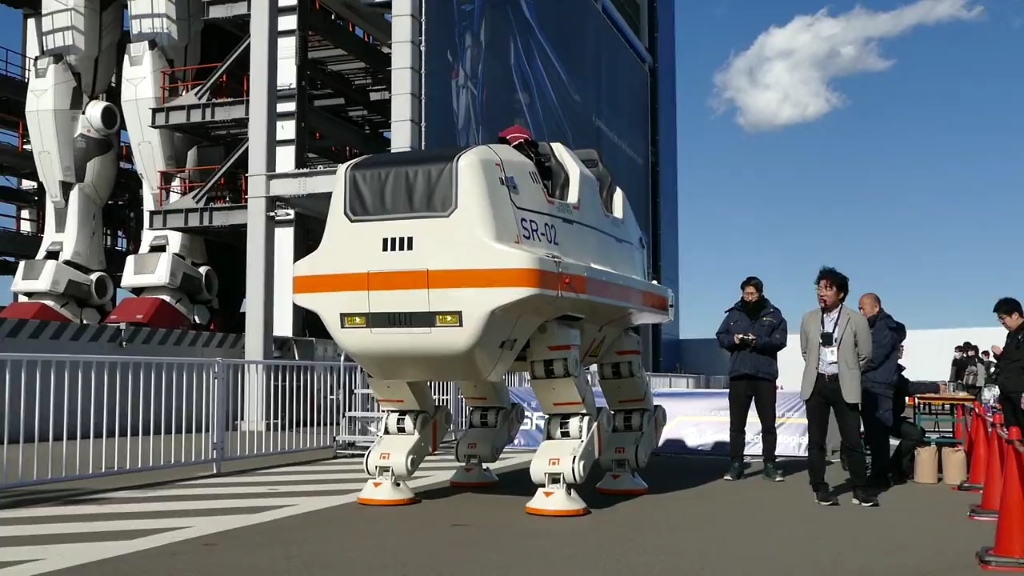 4足载人机器人1