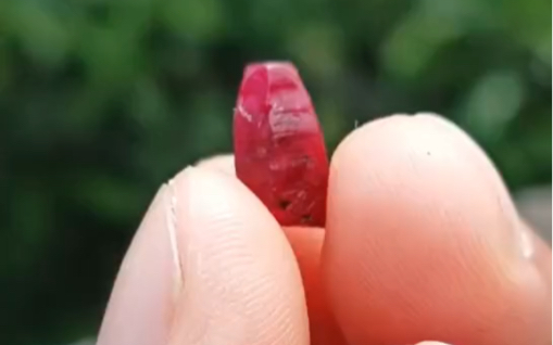 红宝石 云南元江