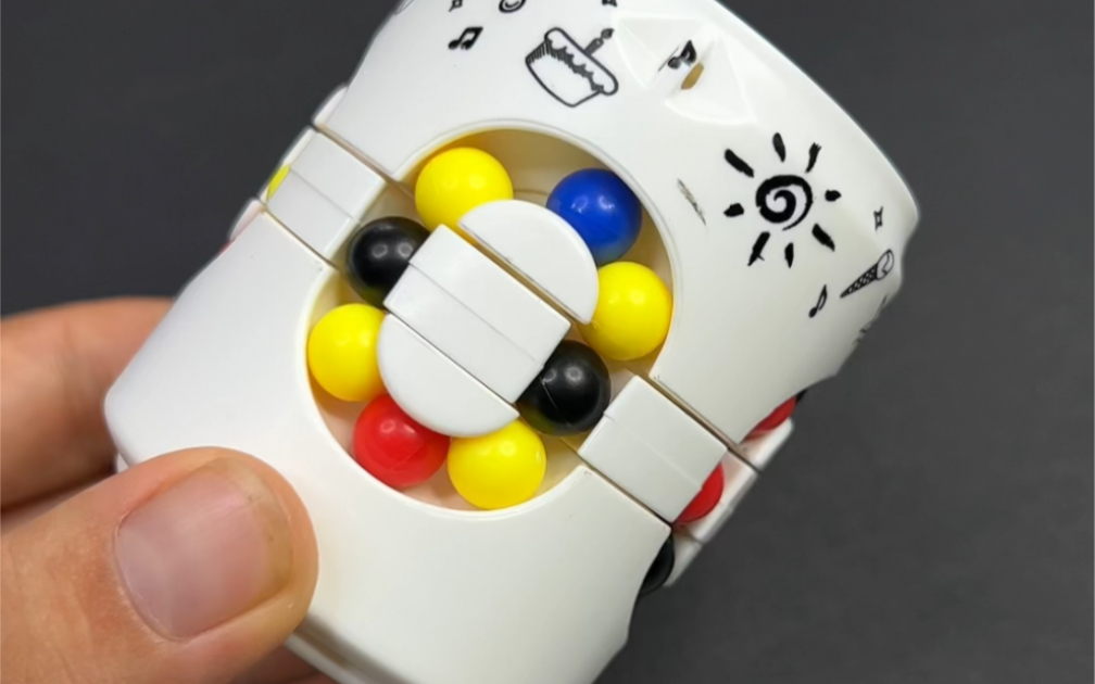 易拉罐魔方,你会拼吗?