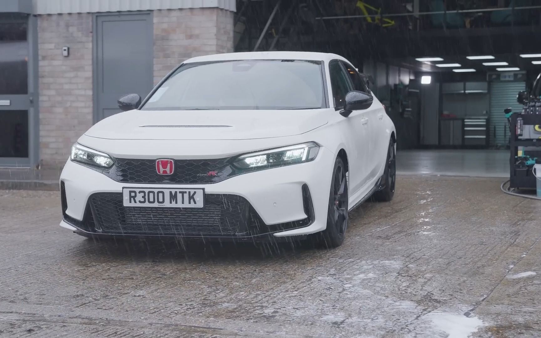 auto finesse - honda civic type r fl5