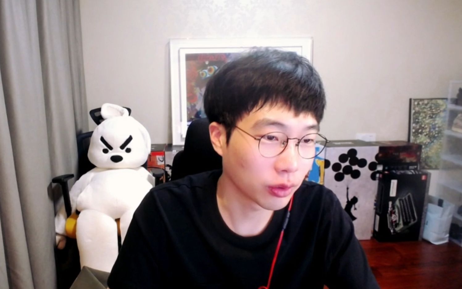 刘小怂为jy找到事业第三春感到高兴