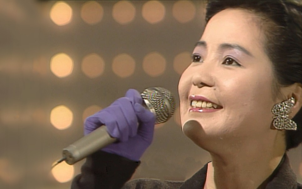 [图]【超美现场】テレサ・テン 別れの予感 1988.10.18「にっぽんの歌」