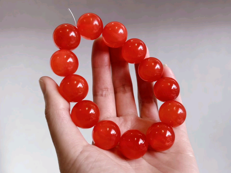 【血色皮皮珠】血色皮皮珠18mm,皮皮珠含有丰富碳水化合物,胶质蛋白和