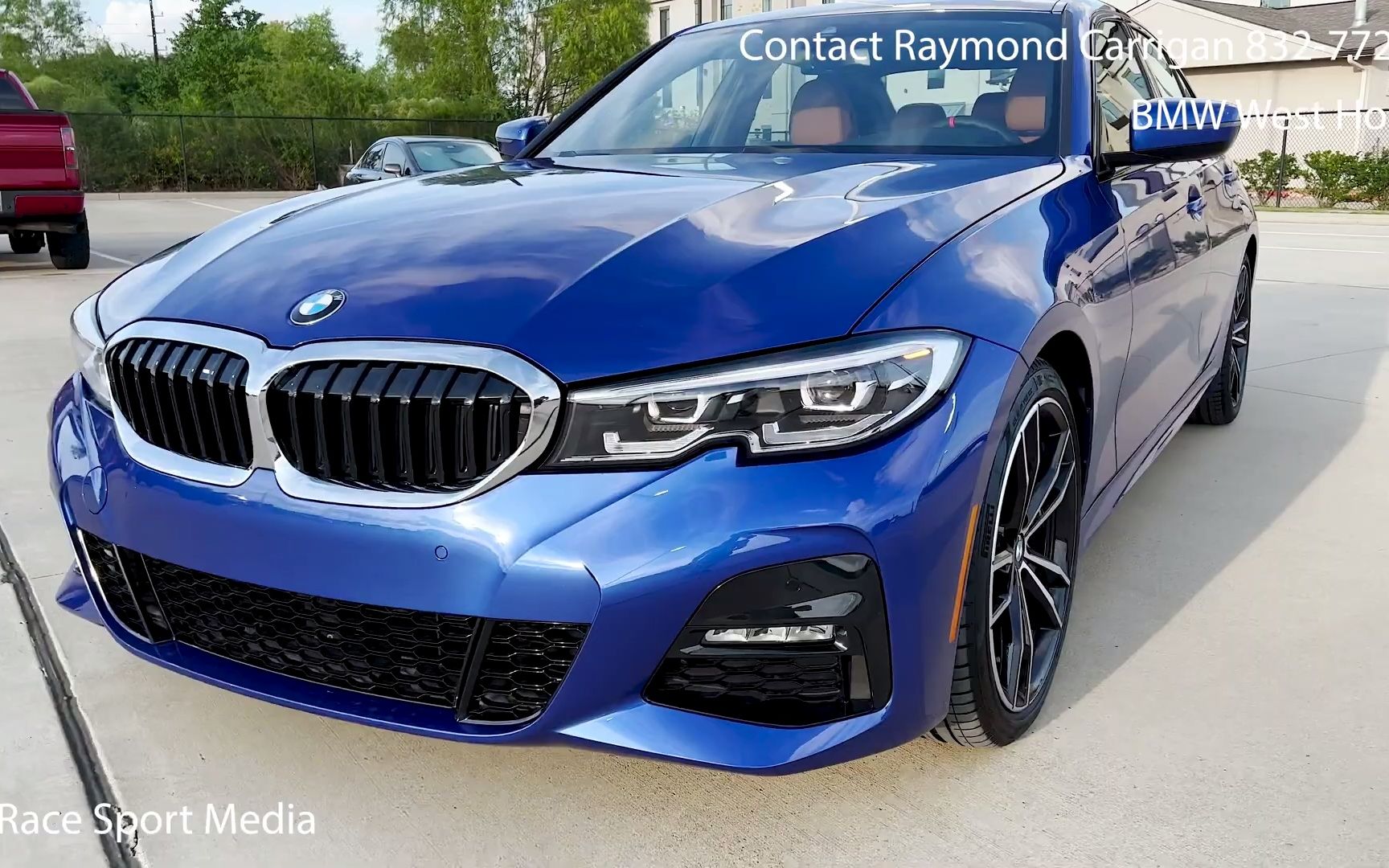 2022宝马330i 波尔蒂芒蓝色