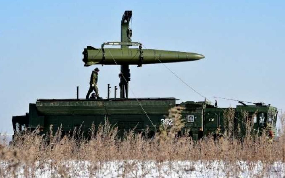 {重装上阵} 伊斯坎德尔弹道导弹车