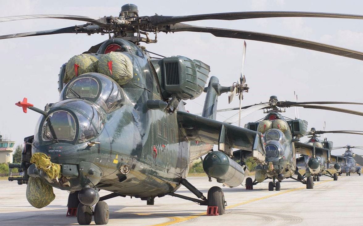 米35武装直升机换上老虎涂装整个机身看上去霸气十足