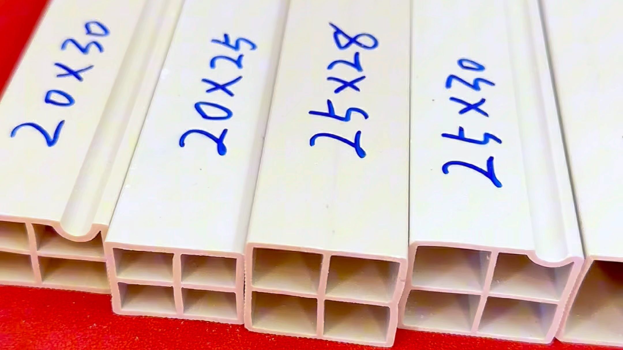 石材台面垫条专业生产pvc垫条#石材台面垫条 #厨房台面垫条 #石材厂家