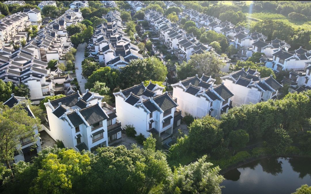 中山:江南水乡岭南风别墅258m05有前庭后院200多平方,园林景观无d