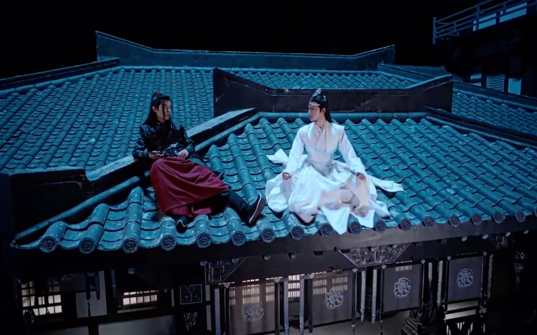 1屋顶这该死的甜美 魏无羡坦言轨道术 "魏婴,让我帮你" 陈情令 魏无羡