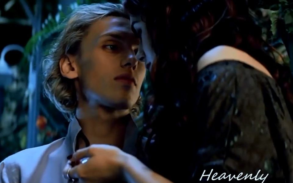 [图]【电影】《圣杯神器》（暗影猎人影版）Jace and Clary ♥ Crazy in Love