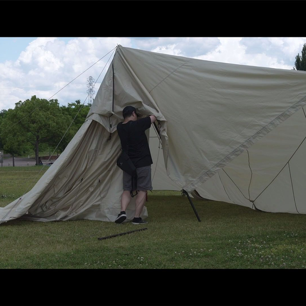  peak タープエクステンション4アイボリー peak タープエクステンション4アイボリー 設営】タープ