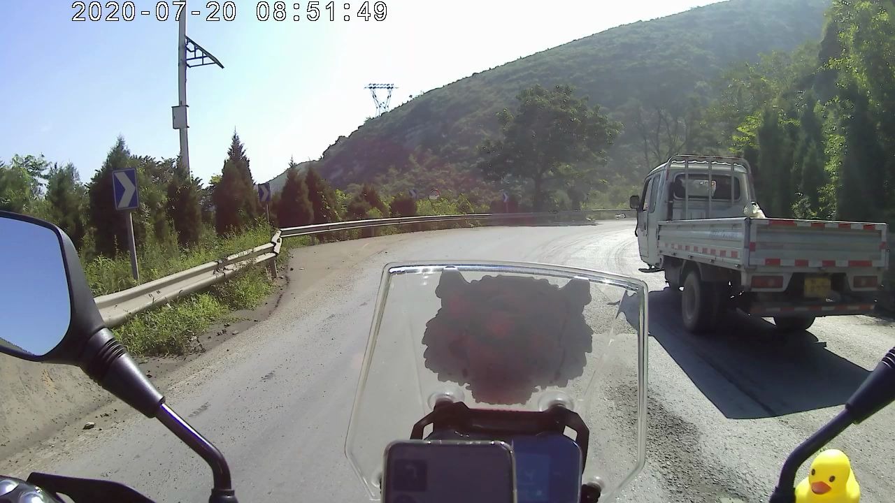 [图]DL250过青石关盘山路