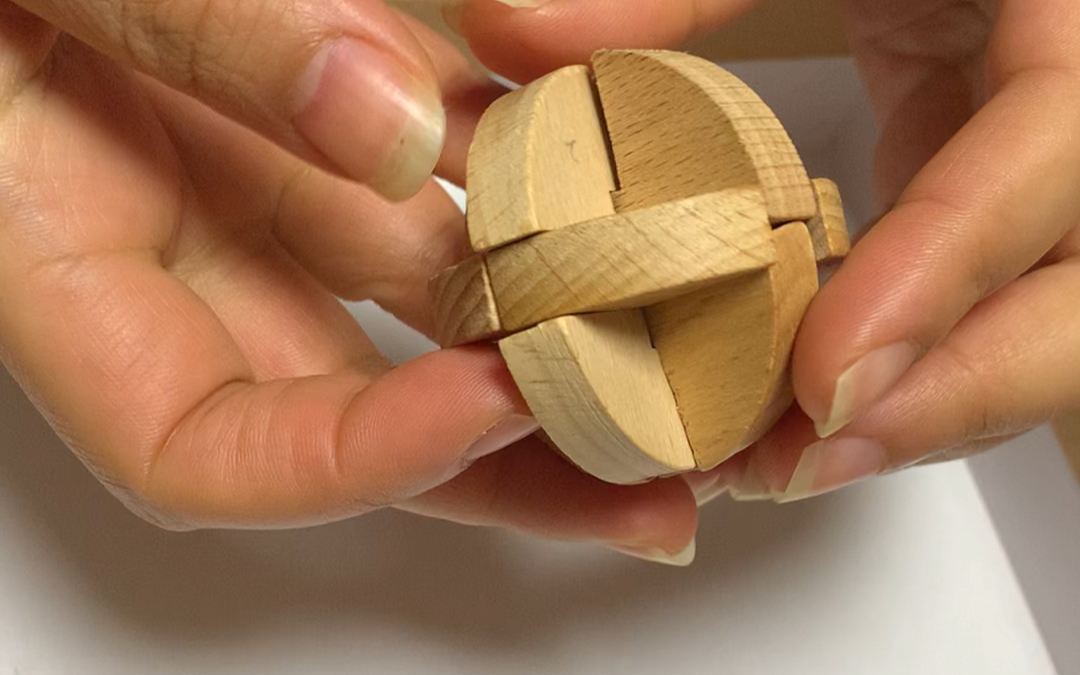 活动  鲁班球拆装,女儿配乐!