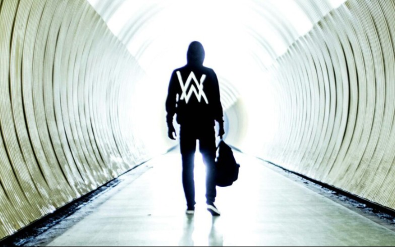 [图]Alan Walker MV合集（不定时更新）